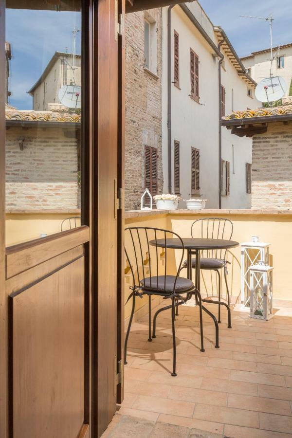 Casa Vacanze Montefalco Il Borgo Apartment ภายนอก รูปภาพ